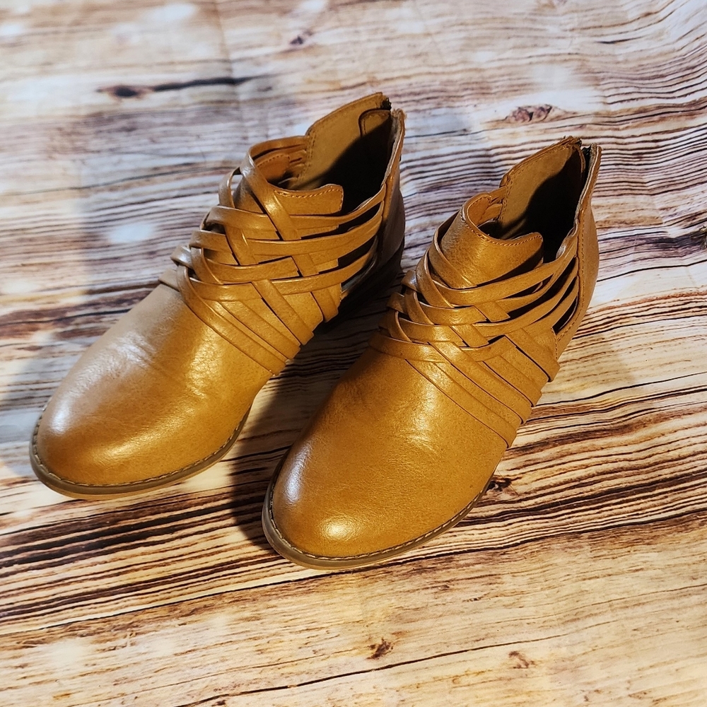 Stella chase ankle boots.